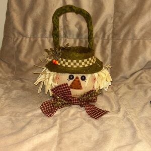 2011 Homerbest scarecrow basket